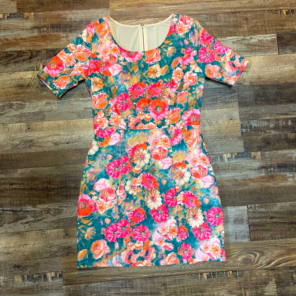 Gianni Bini Floral Dress, size Medium, NWT